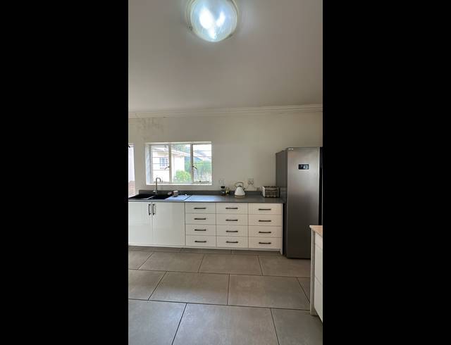 3 BEDROOM FREEHOLD FOR SALE IN LIBRADENE
